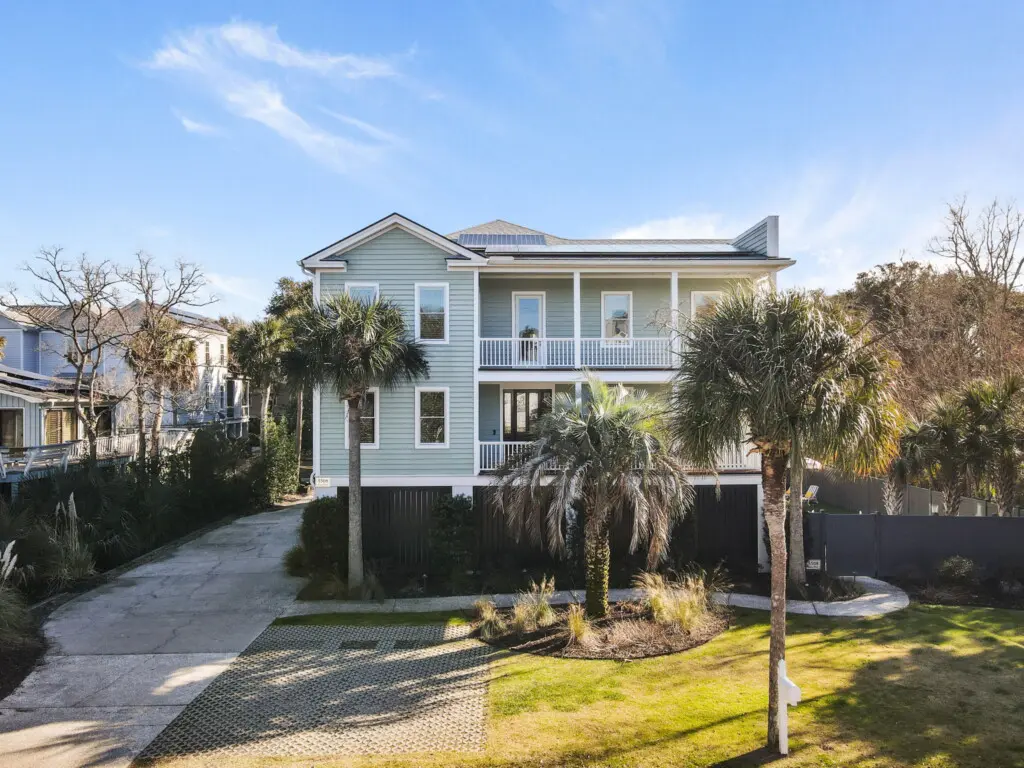 17 web or mls 017 5508PalmBlvd IsleofPalms SC 29451 MeganKramer Edit Done