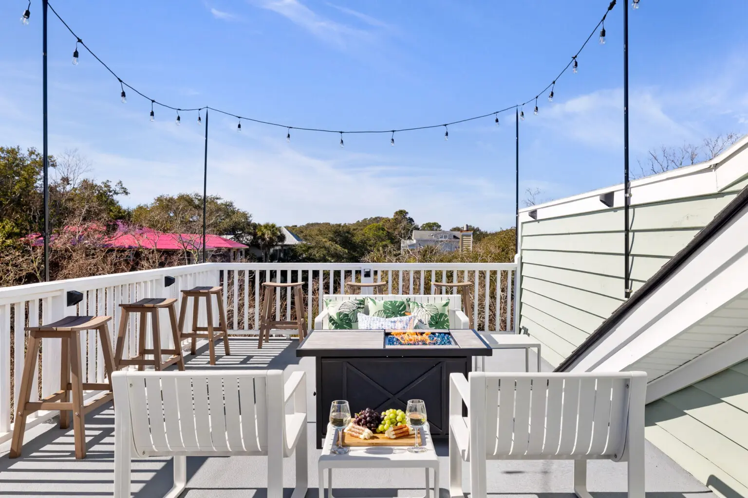 2 web or mls 002 5508PalmBlvd IsleofPalms SC 29451 MeganKramer Edit Done