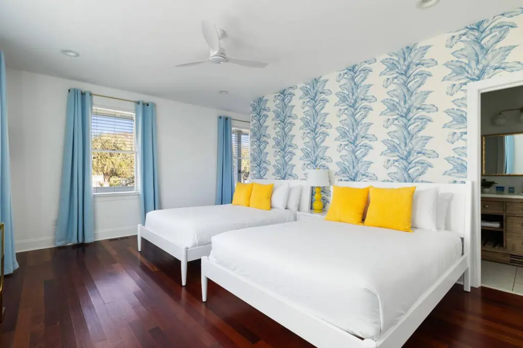 the grand palmetto bedroom