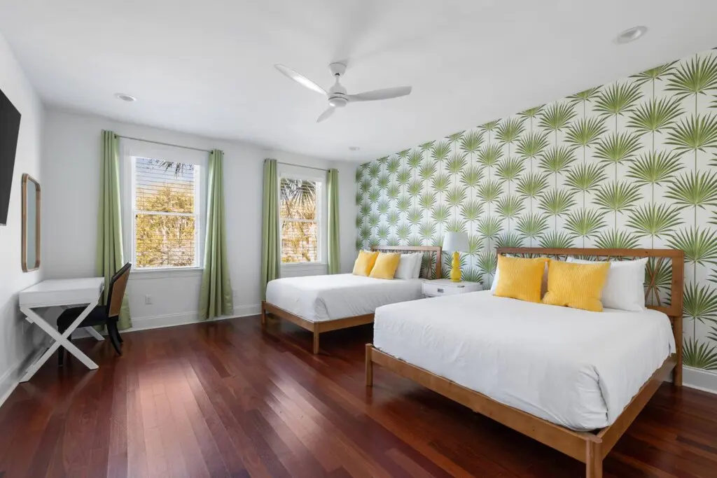 the grand palmetto bedroom