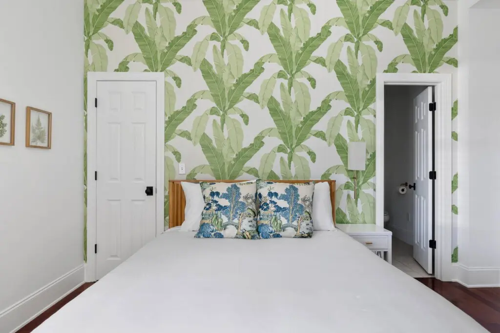 the grand palmetto bedroom